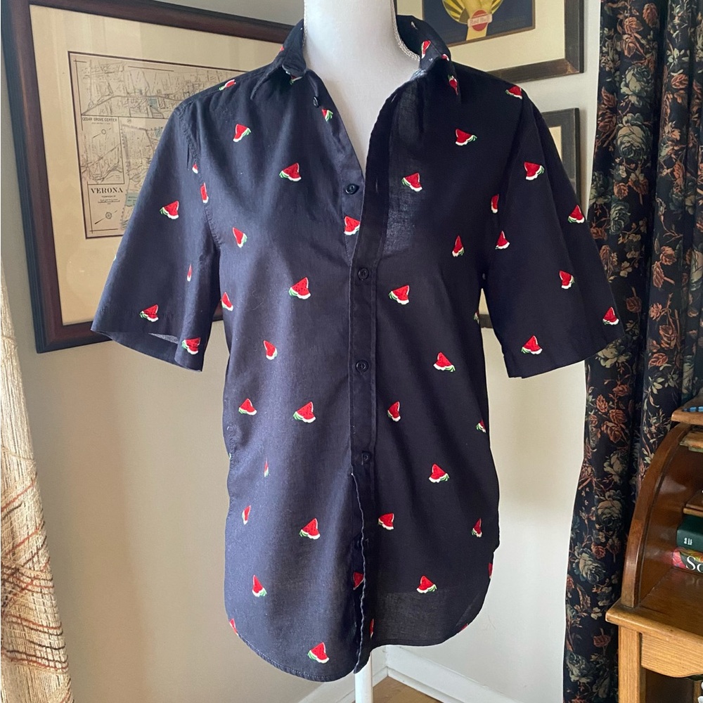H&M short sleeve button down shirt